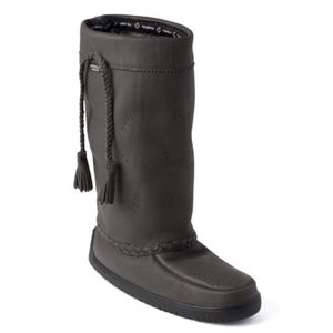Manitobah Mukluks Tamarack boots (waterproof)